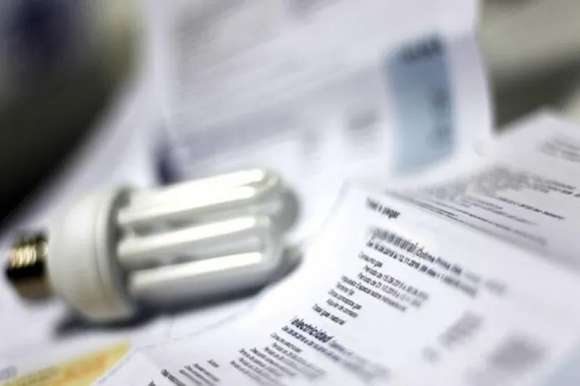 La Provincia pone en marcha la tarifa social para contrarrestar los aumentos de la luz