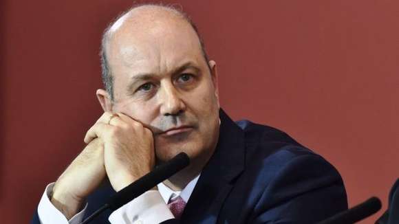 Sturzenegger: “Hoy tenemos un Congreso con propuestas infantiles, y un presidente adulto”