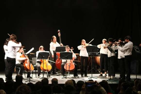 Explorando la evolución de la Música de Cámara: Concierto destacado de la Orquesta-Escuela en el Brazzola