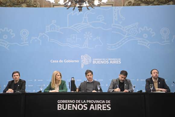 Kicillof anunció un proyecto propio para promover inversiones y le respondió a Nación sobre la planta de GNL