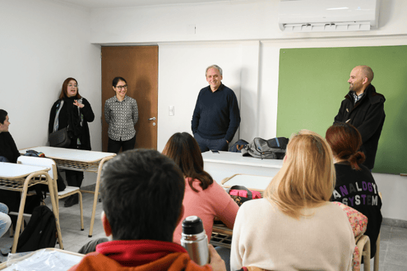 La Municipalidad subsidia el transporte para los estudiantes del Centro Universitario de Chascomús
