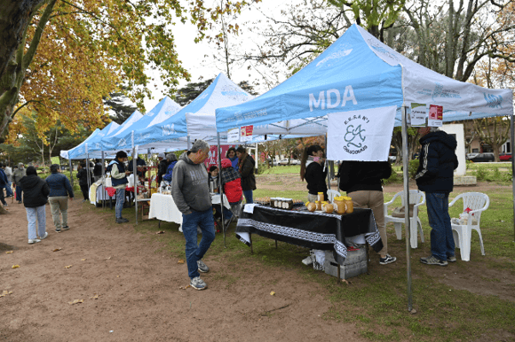 Mañana se realiza la Feria Mercados Bonaerenses en la plazoleta Newton