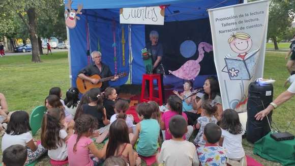 El Club de Leones organizó la “Aldea Navideña” en Chascomús con la participación de la Biblioteca Ambulante