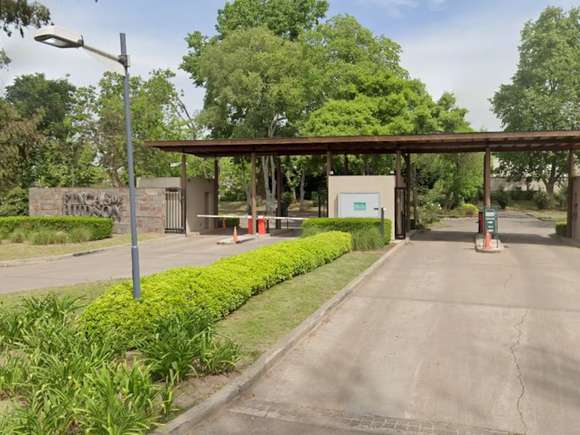 Murió el chico de 14 años que mató a balazos a su padre en un country de Hudson