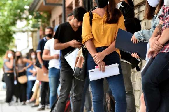 El desempleo llegó al 6,9% en el tercer trimestre del año según informó el INDEC