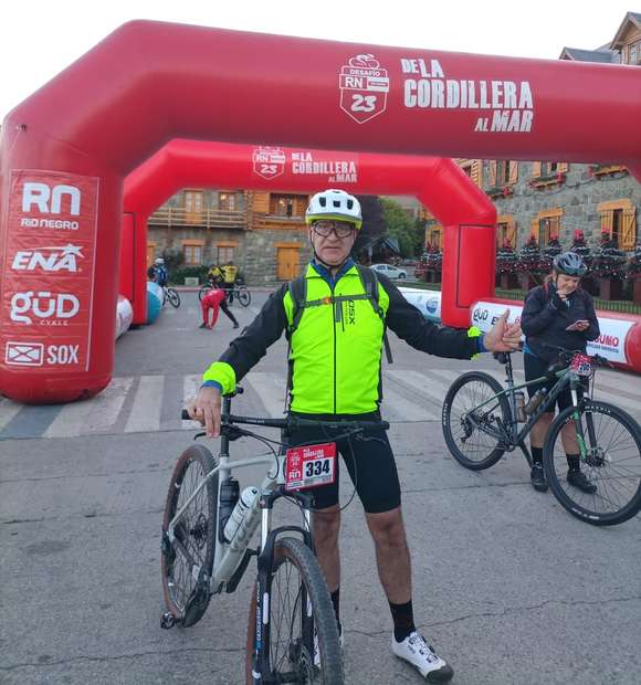 Hernán Vivas, un logro destacable en el Desafío Ruta 23 de la Cordillera al Mar