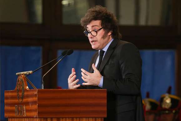 Sin acuerdo en el Congreso, el Gobierno volvió a prorrogar el Presupuesto 2023  