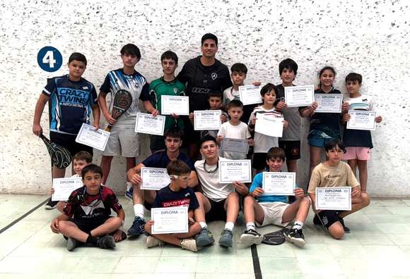 Cierre de año para las Escuelas de Paleta del Club de Pelota Chascomús