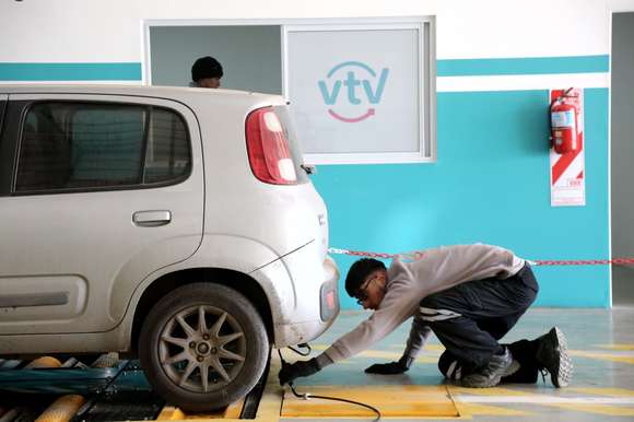 El Gobierno avanza con cambios en la VTV y las licencias de conducir: ¿qué pasará en provincia?