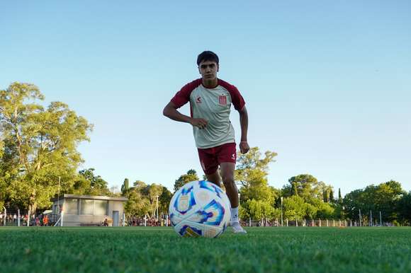 Estudiantes extraña a Tobio Burgos, Sosa y Neves en el once titular