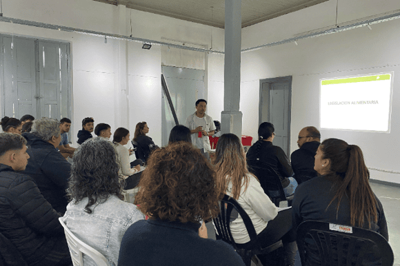 Amplían la cantidad de cursos mensuales gratuitos de manipulación de alimentos en Chascomús
