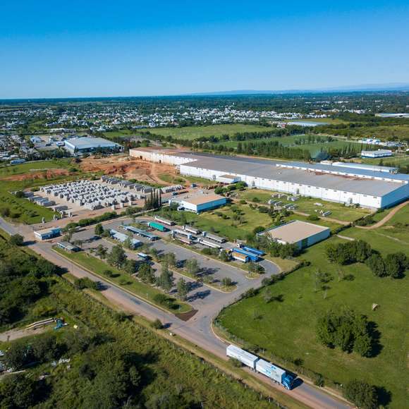 Olavarría: una histórica fábrica de cerámicos despidió a 100 trabajadores