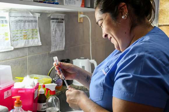 Continúa vigente la campaña de vacunación antigripal para todos los grupos etarios en Hospital Municipal