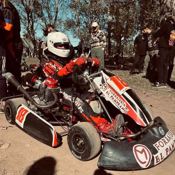 Mariano Moyano fue imparable en la apertura del Karting Regional Lezamense