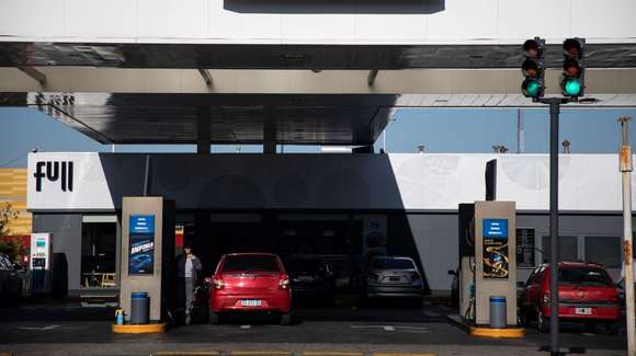 Después de la rebaja de hace dos semanas, YPF aumentó los precios de sus combustibles