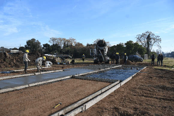 Hormigonado del Playón Urbano en la Vieja Estación