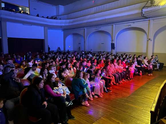 Vacaciones de Invierno: teatro y cine para toda la familia en el Brazzola