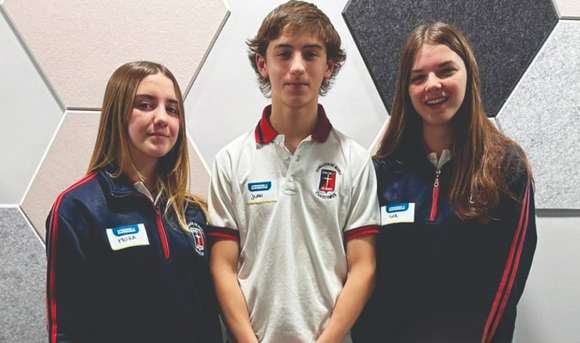 Los alumnos del ICM presentan sus emprendimientos en la Rueda de Capitalización y convocan a la comunidad