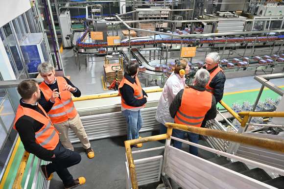 El intendente Gastón visitó la planta de Villa del Sur y destacó el trabajo conjunto con el sector privado