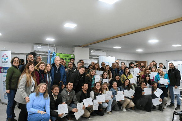 Educación Pública: Más de 80 estudiantes finalizaron diplomaturas dictadas en el INTECH