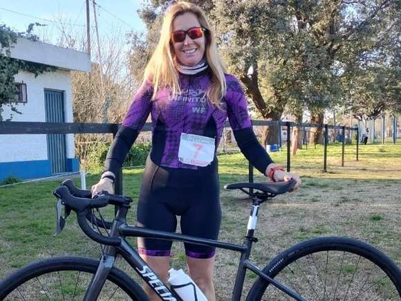 La atleta chascomunense Mili Luque debutó en pruebas combinadas y logró podio en Lezama