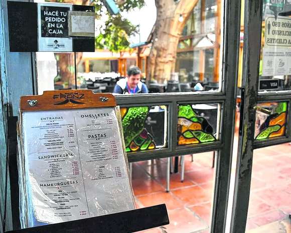 Chascomús: plantean la necesidad de una ordenanza que obligue a exhibir cartas en el exterior de bares y restaurantes