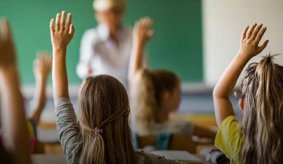 Día del Maestro: cinco educadores bonaerenses que dejaron huella