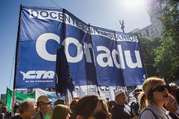 Universidades: tras el veto, hay paro el viernes y CONADU organiza una Marcha Federal