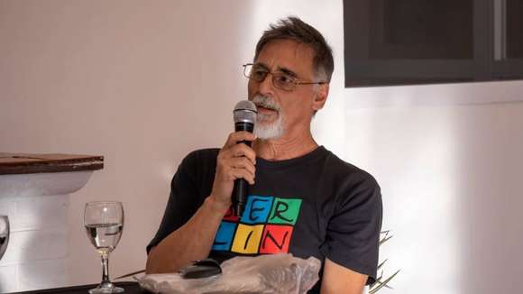 El escritor platense Alfredo Benialgo visitará el espacio literario de Juan Patricio Wallace en Chascomús