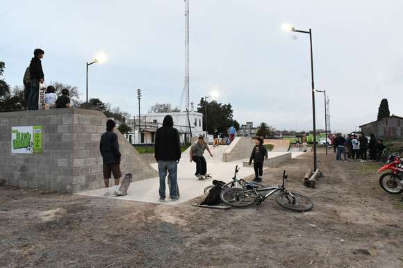 Los jóvenes de Chascomús organizan una fiesta solidaria en el playón de la Vieja Estación
