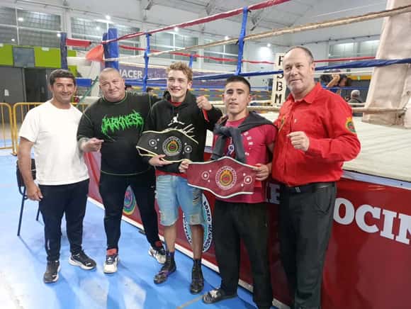 Diego Larraula se consagró campeón interprovincial de boxeo tras vencer en Mendoza