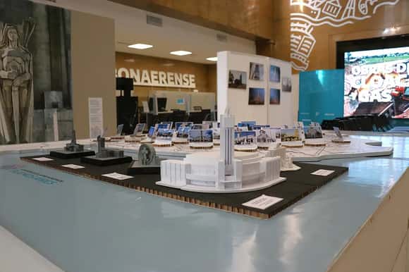 Se inauguró la muestra fotográfica "Mondo Salamone" en la Casa de la Provincia de Buenos Aires