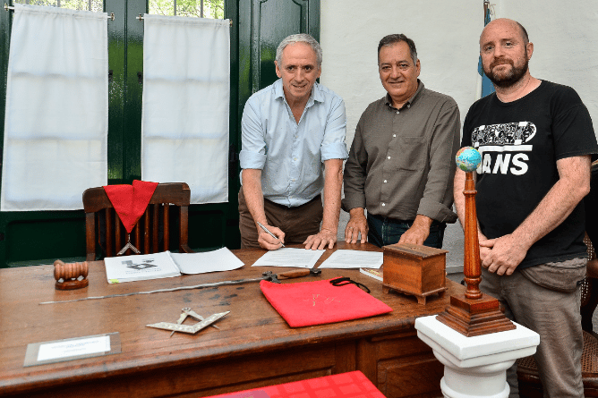 En el Museo Pampeano, tuvo lugar la exposición de la logia local Unión del Sud 45 Nº 690