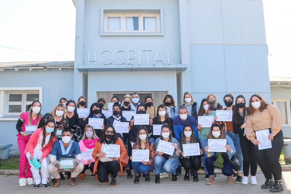 Imposición del nombre de Mónica Moyano a la sala de vacunación del hospital municipal de Ranchos