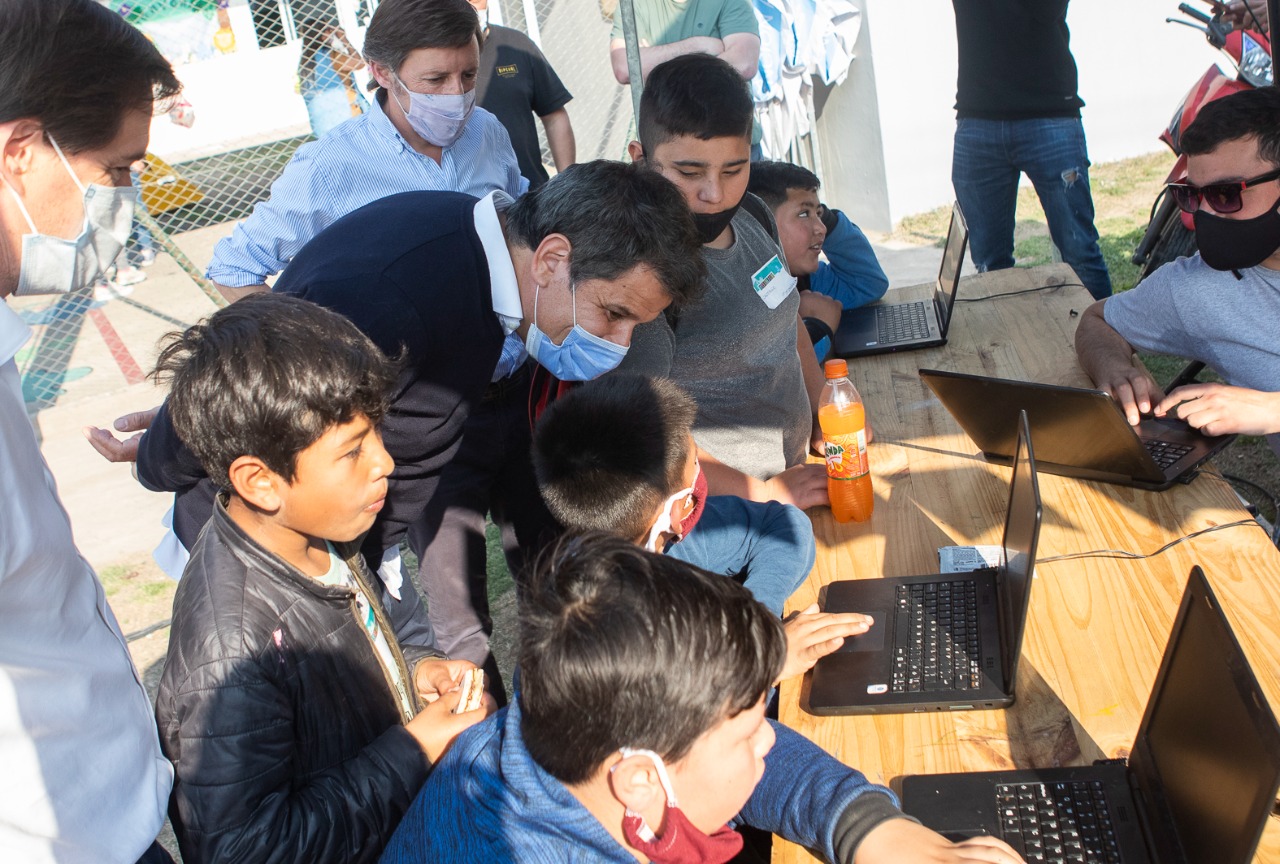 Facundo Manes presentó su plan de campaña que tiene como eje la “Revolución del Conocimiento”