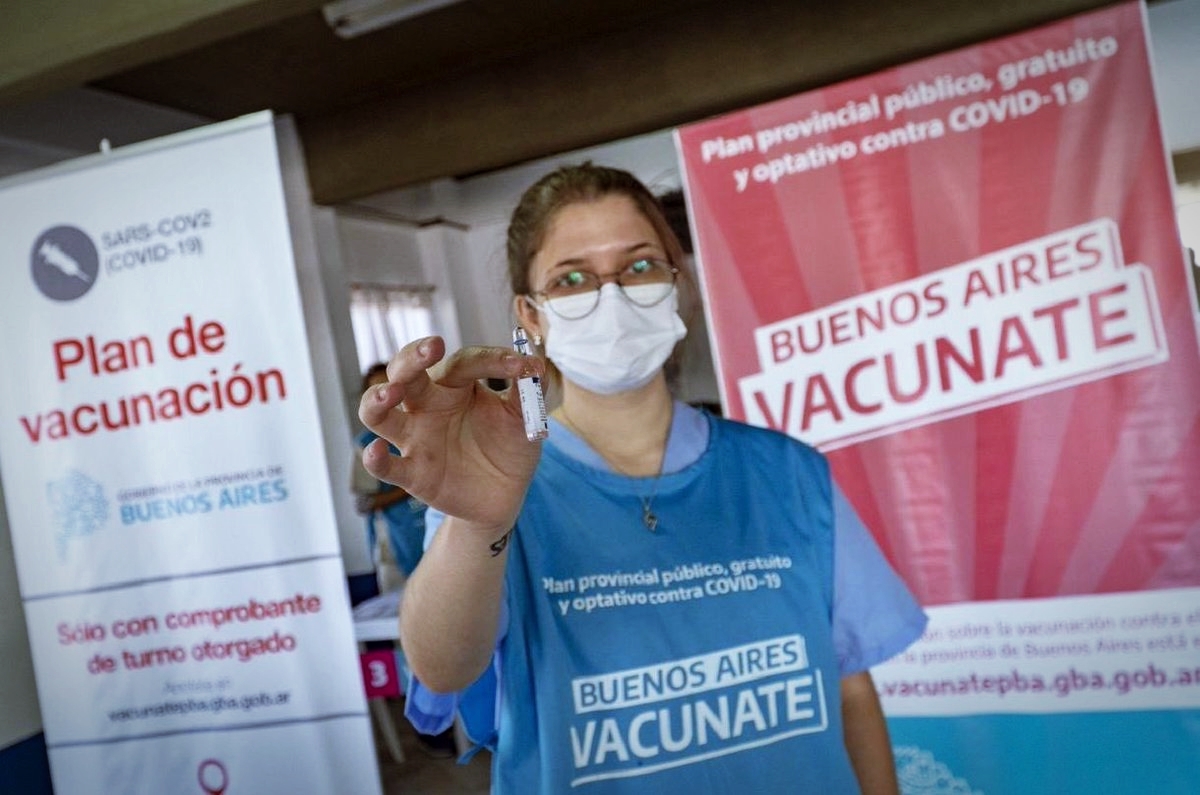 Llega “La Noche de las Vacunas”: dónde van a estar todas las postas