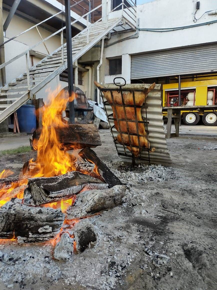 Los Bomberos Voluntarios de Chascomús realizan este sábado un nuevo sorteo del “Lechón Ambulante”
