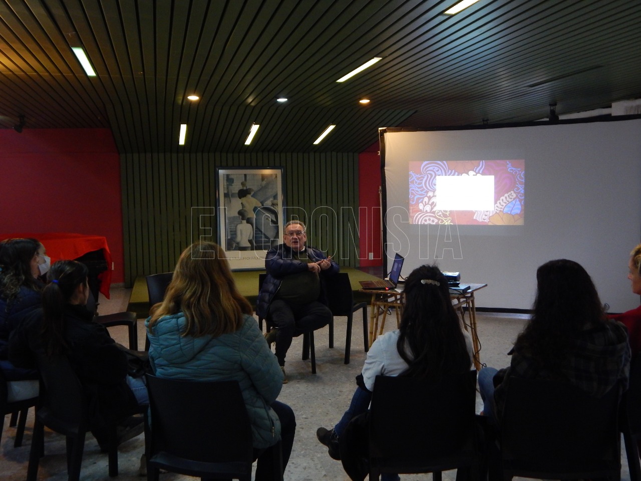 Se realizó una charla de concientización sobre la lactancia materna a cargo del Dr. Morilla