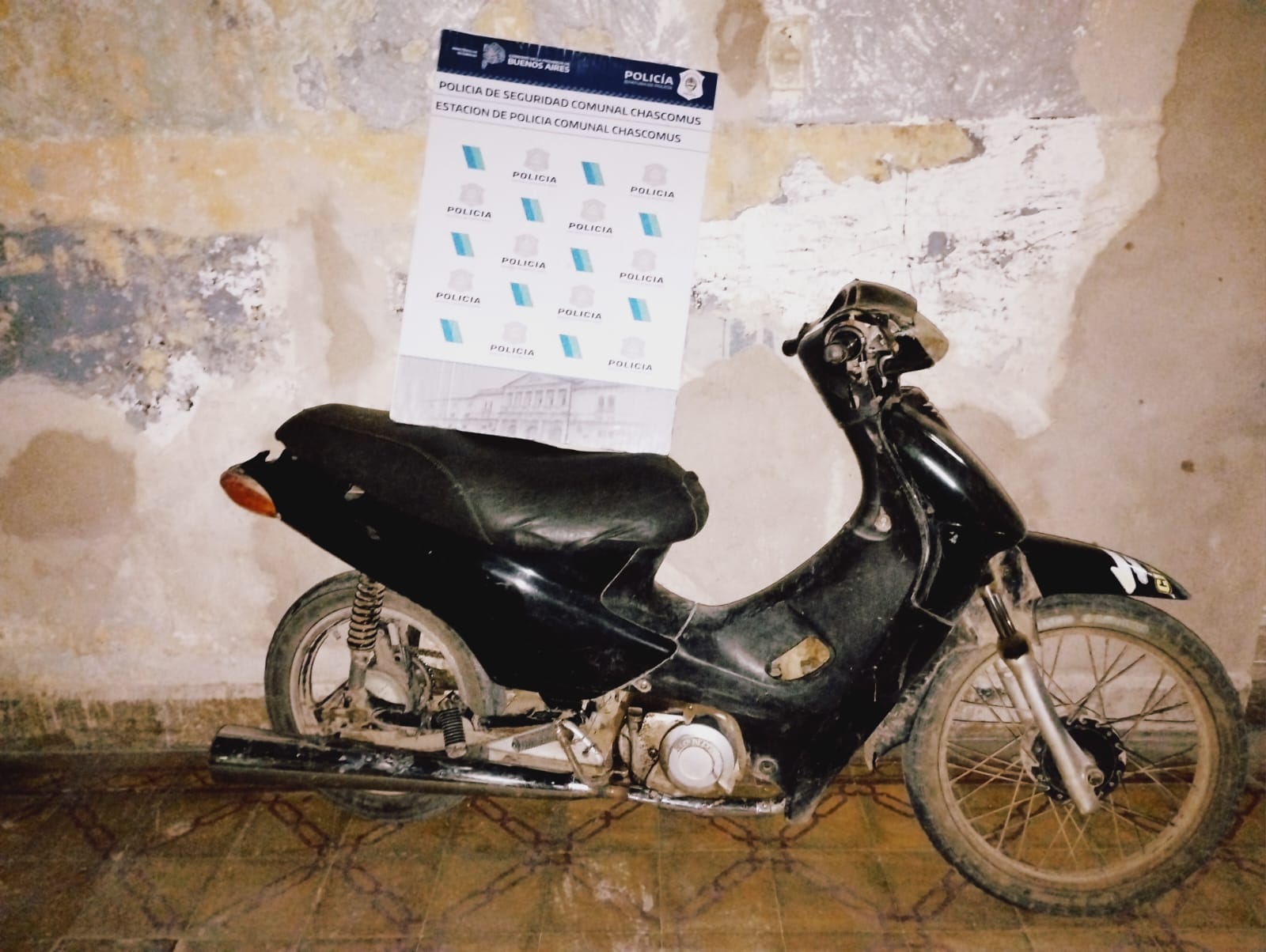 Allanamientos por robo y secuestro de motovehículo en Chascomús