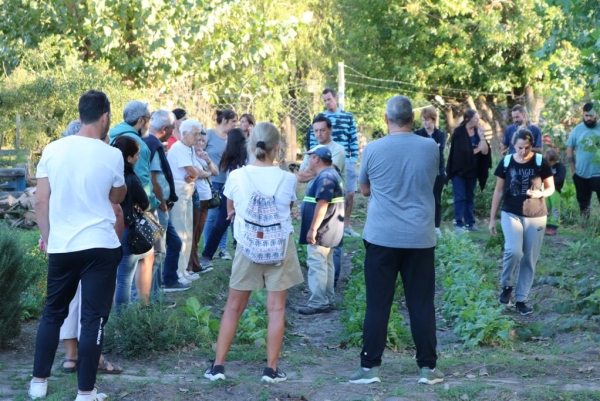 Se realizó en el vivero municipal de Chascomús una nueva charla – taller sobre huertas familiares