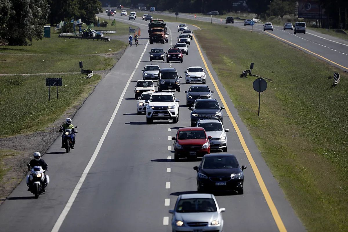 Intenso tránsito en las rutas bonaerenses por el inicio del feriado largo