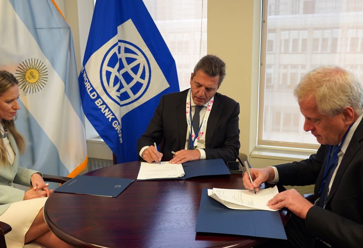 Sergio Massa negoció préstamos por casi 2.500 millones de dólares