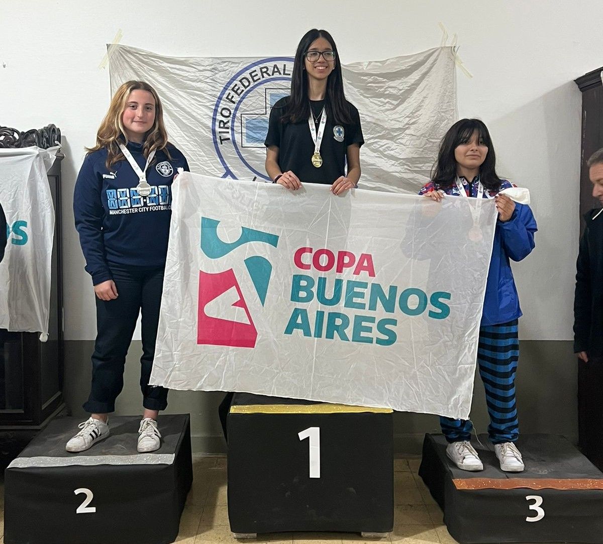 Representantes de la escuelita del Tiro Federal Argentino Chascomús en los Juegos Evita