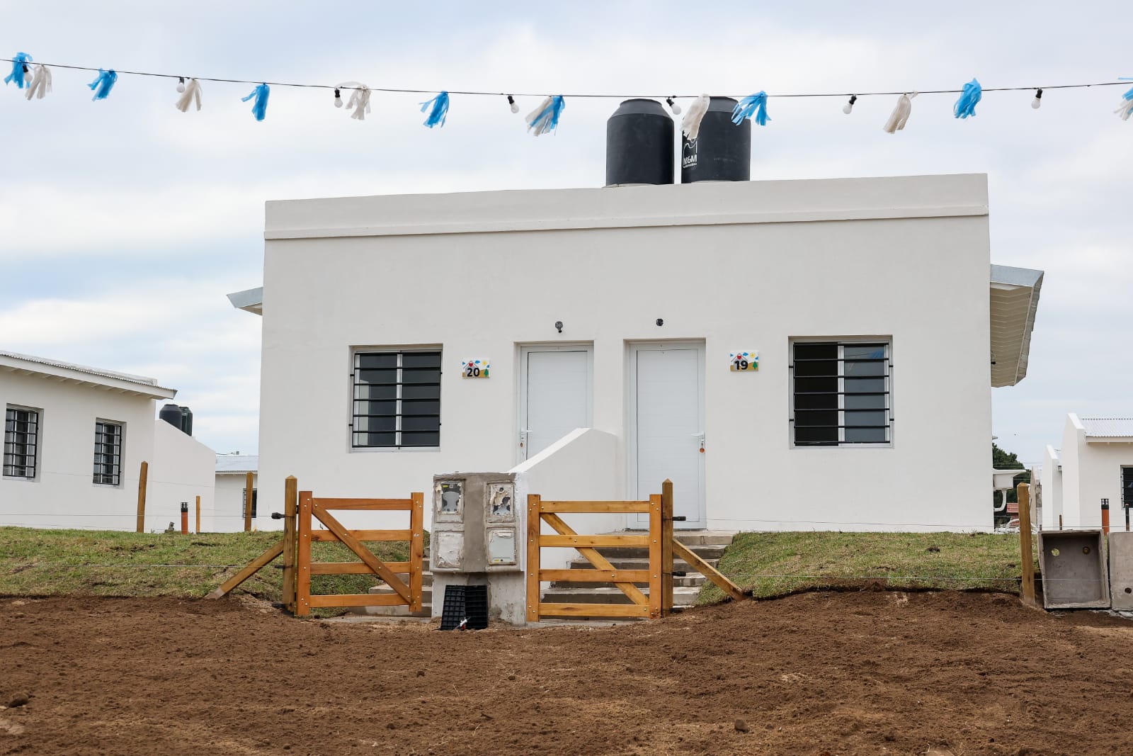 Villa Gesell: se entregaron viviendas y se otorgaron lotes con servicios financiados por el Gobierno Nacional