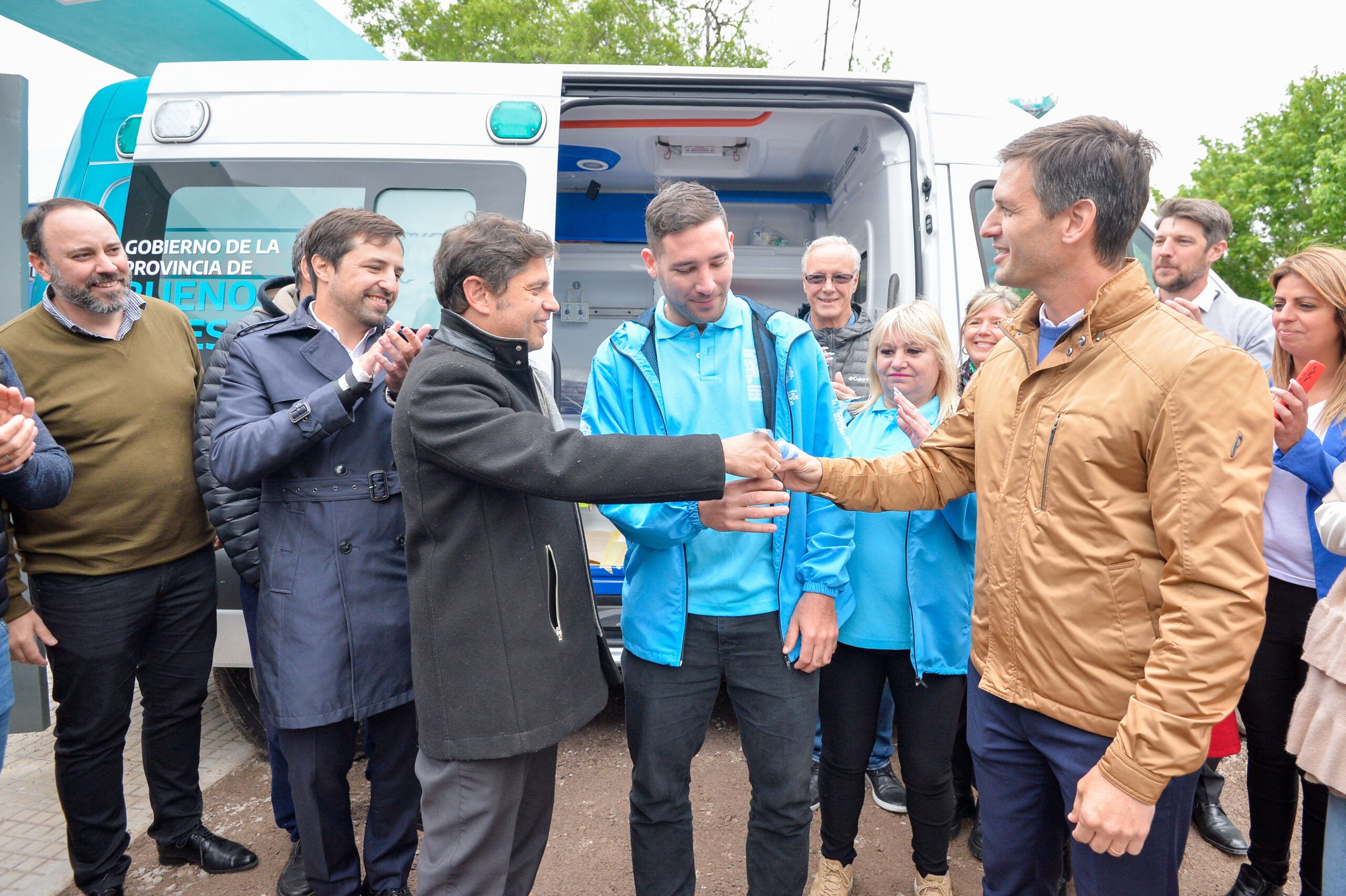 Kicillof: “El Estado es el que garantiza que haya salud, educación y asfalto”
