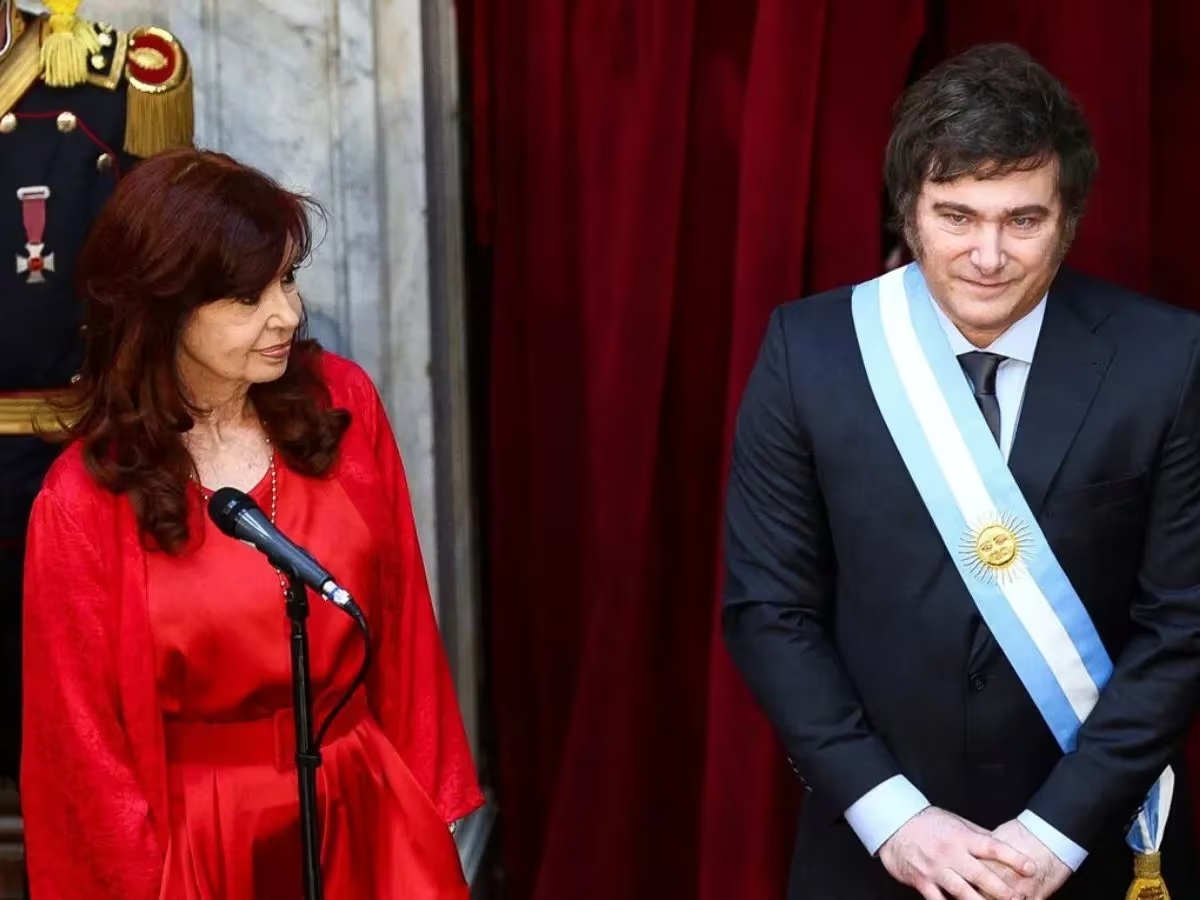 “Un showman en la Rosada”: Cristina Kirchner reapareció con duras críticas al Gobierno de Milei