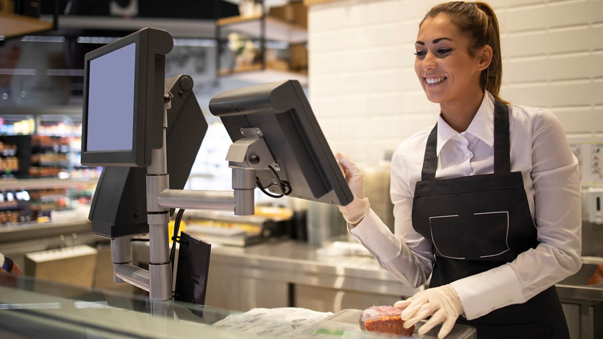 Los empleados de comercio firman una paritaria trimestral que lleva el básico a $ 858.000