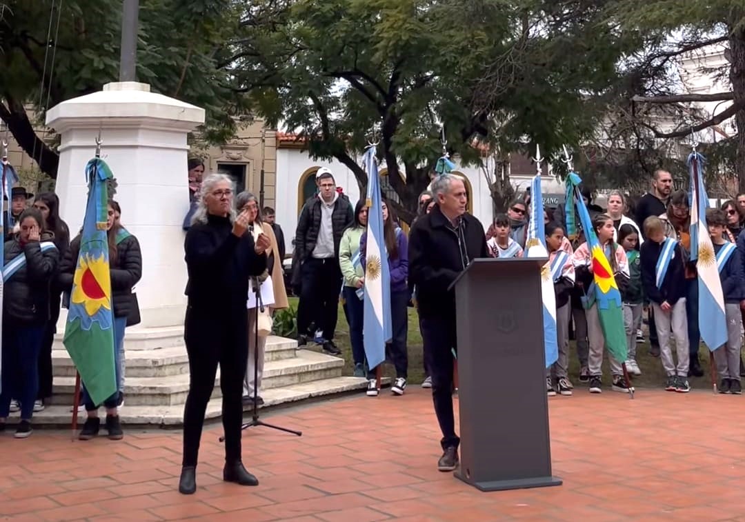 El Intendente Javier Gastón destacó valores de igualdad y fraternidad en el Homenaje al General San Martín