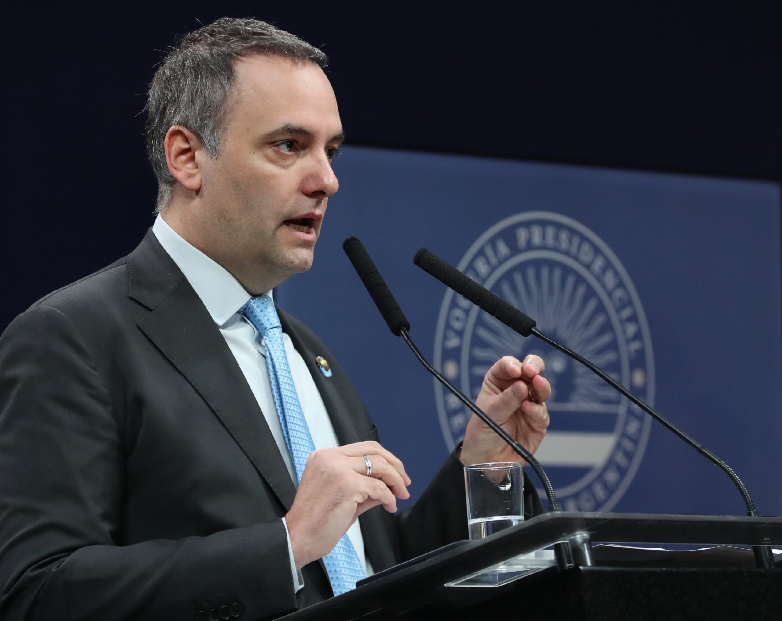 En pleno debate por las jubilaciones, el Gobierno advierte que va a vetar “todo lo que vaya en contra del equilibrio fiscal”