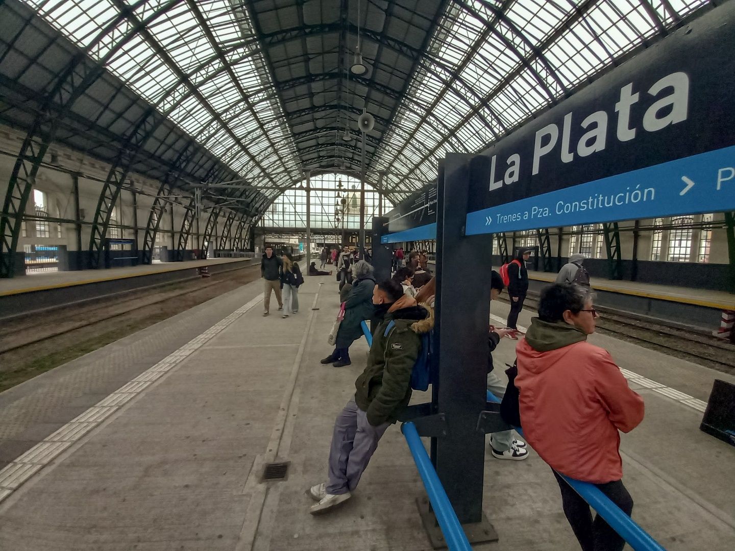 El boleto de tren subirá un 40% y el Gobierno convocó a una audiencia pública